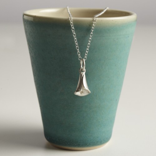 Silver Lily Necklace