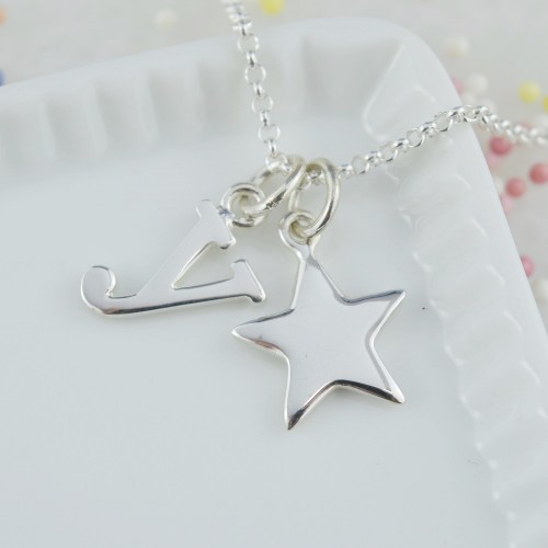 Silver Solid Star Necklace